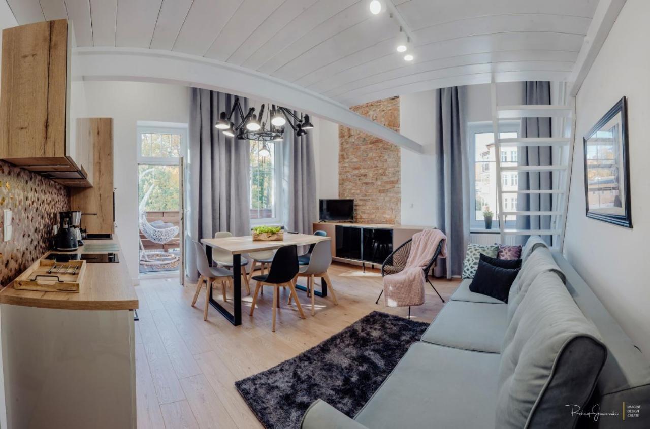 Lux Cieplice Apartment *